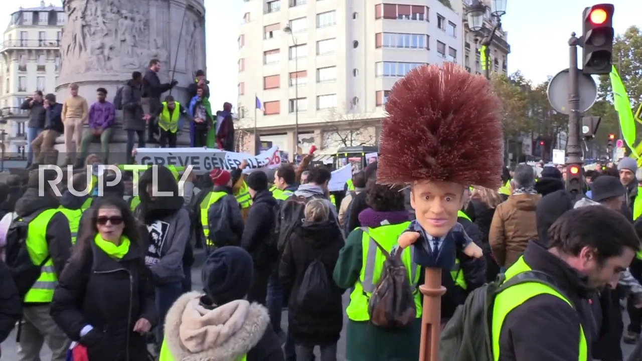 France: ‘Yellow Vests’ March Through Paris as First Protest Anniversary Nears