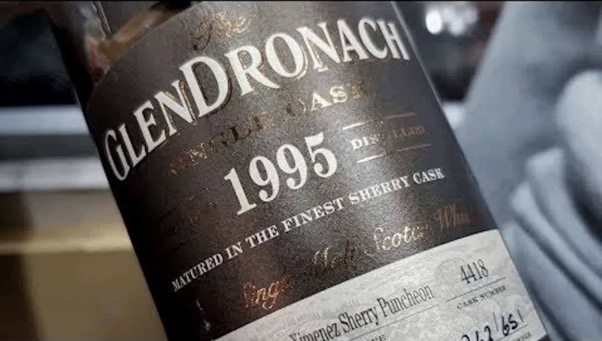 Glendronach Single Barrel – Cask 4418 – 1995 – 2017 21yo – 52.6%