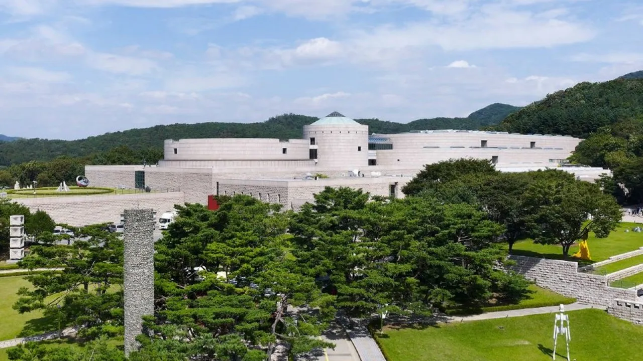 Take a Tour: National Museum of Modern and Contemporary Art, Seoul