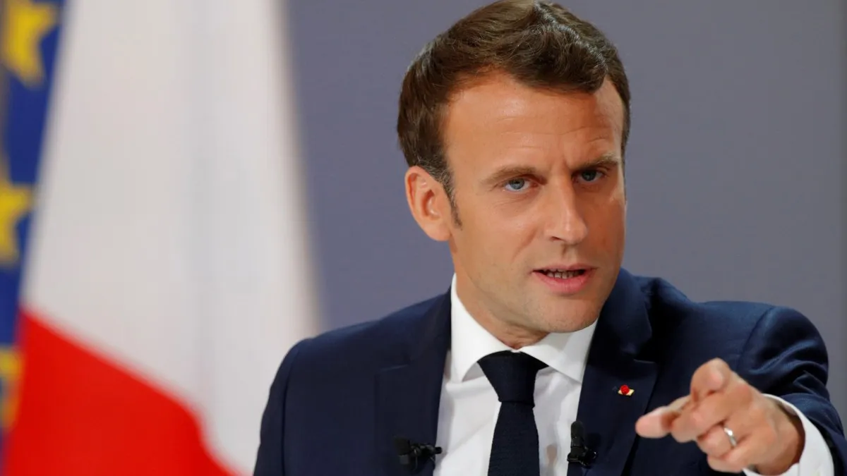 Macron Grows Les Boules