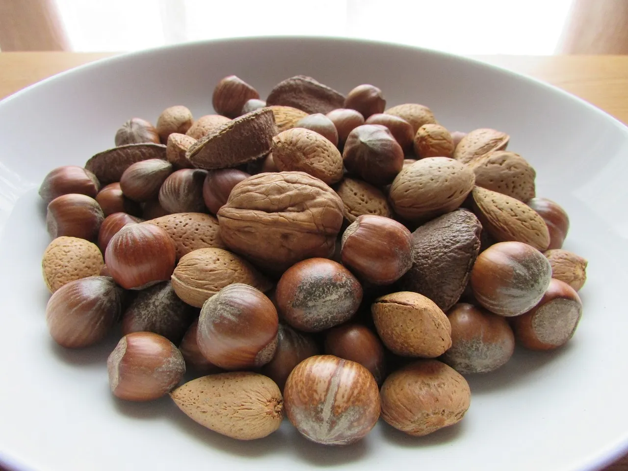 Advance NZ: Mixed Nuts