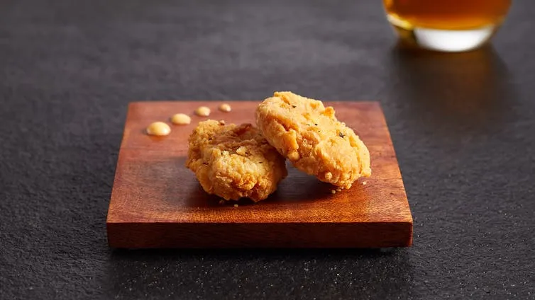 Singapore Approves Cell-Cultured Chicken Bites – Who Will Be the First to Try Them?