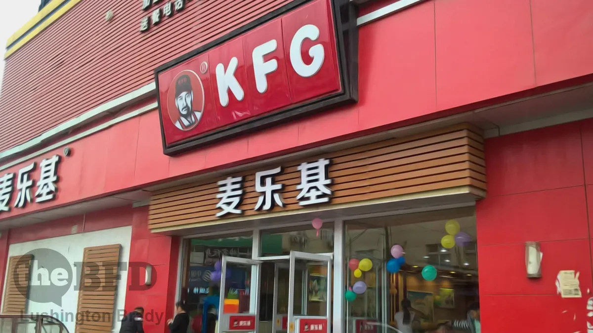 Chinese Recruits Knock-off Pilots for Knock-off Ships