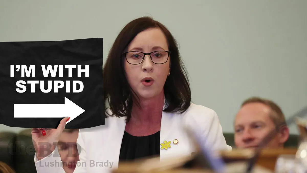 Dumb Desk Jockeys Float to the Top