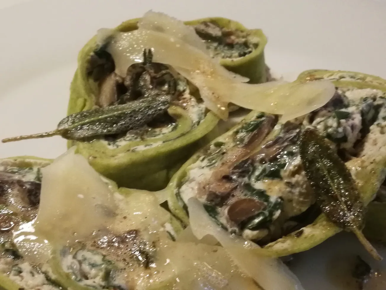 The BFD Food Column: Rotolo Di Spinaci