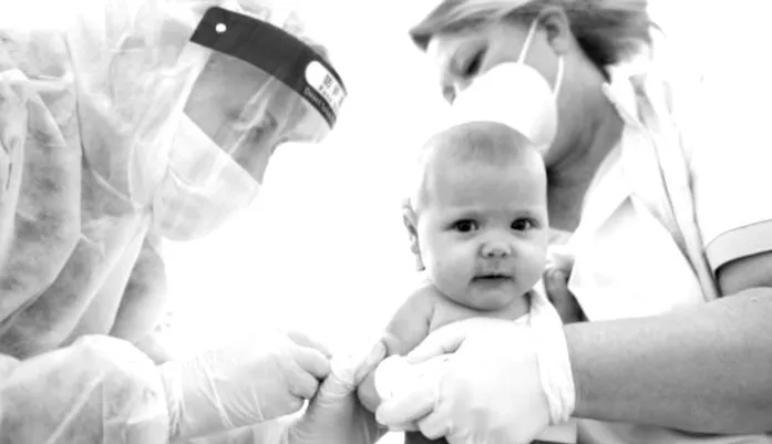 The Vaccine (Dis)Information War