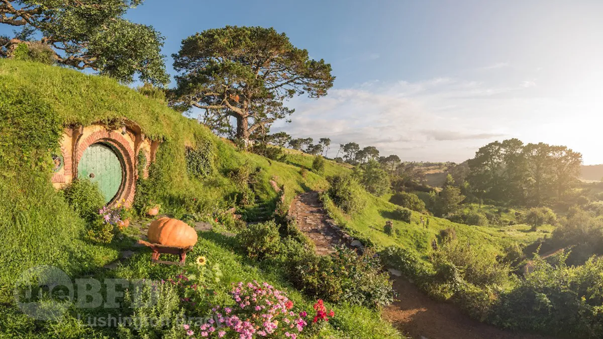 Of Orwell and Hobbits: Finding the Heart of Conservatism