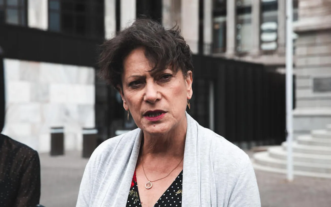 Tell Her She’s Dreaming