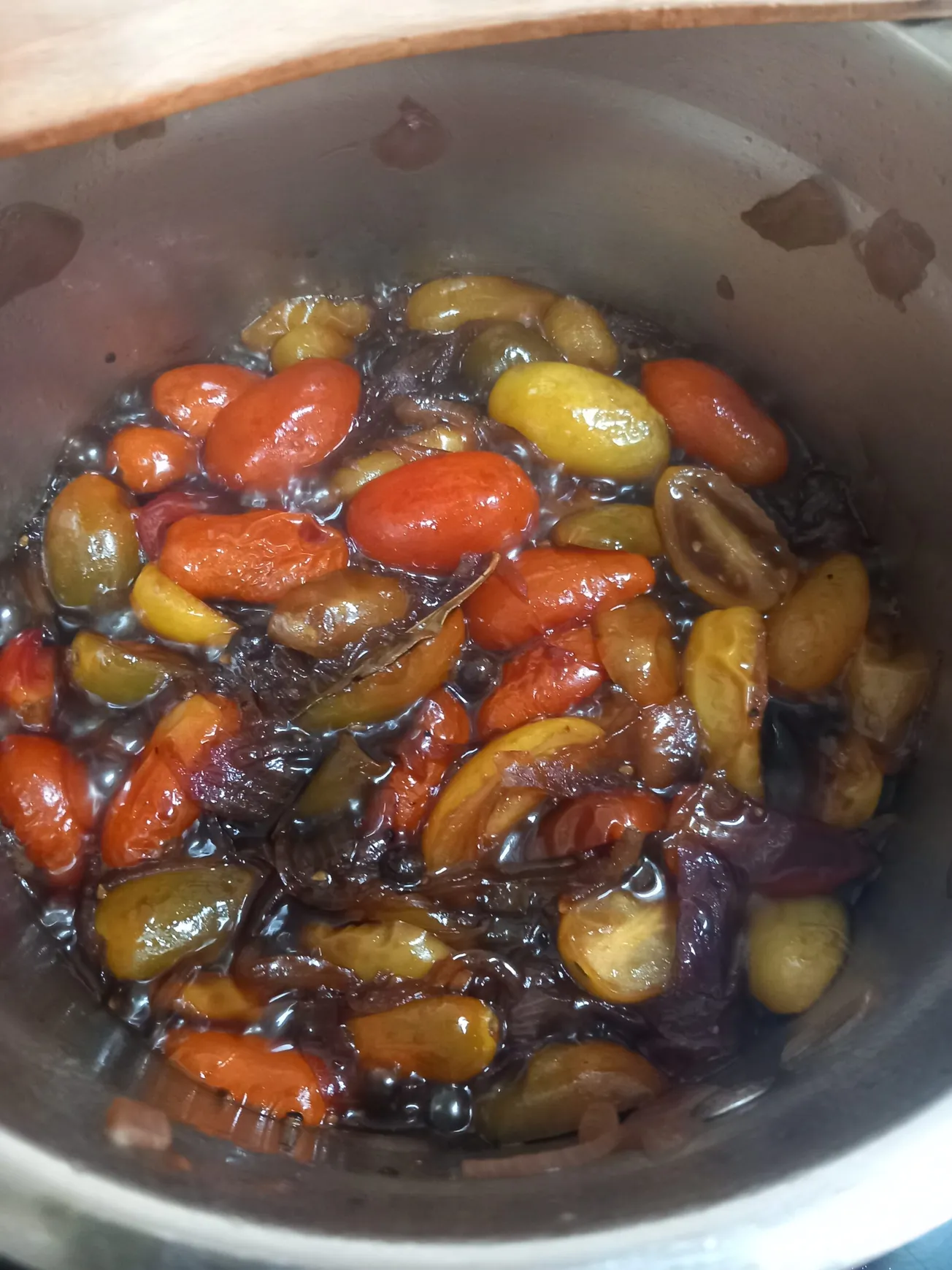 The BFD Food Column: Quick and Tasty Cherry Tomato Chutney