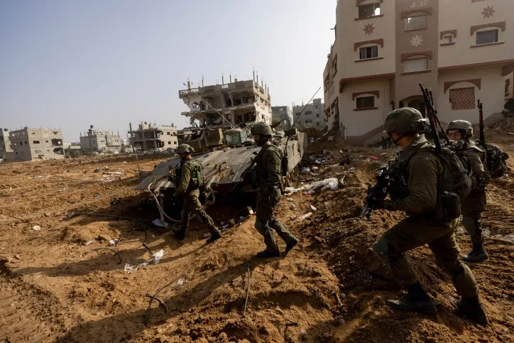 Eight Israeli Soldiers Killed Fighting in Gaza